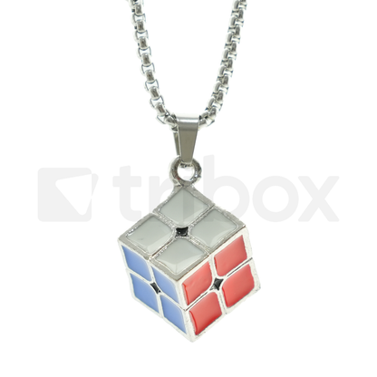 2x2x2 キューブ型ネックレス