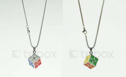2x2x2 キューブ型ネックレス