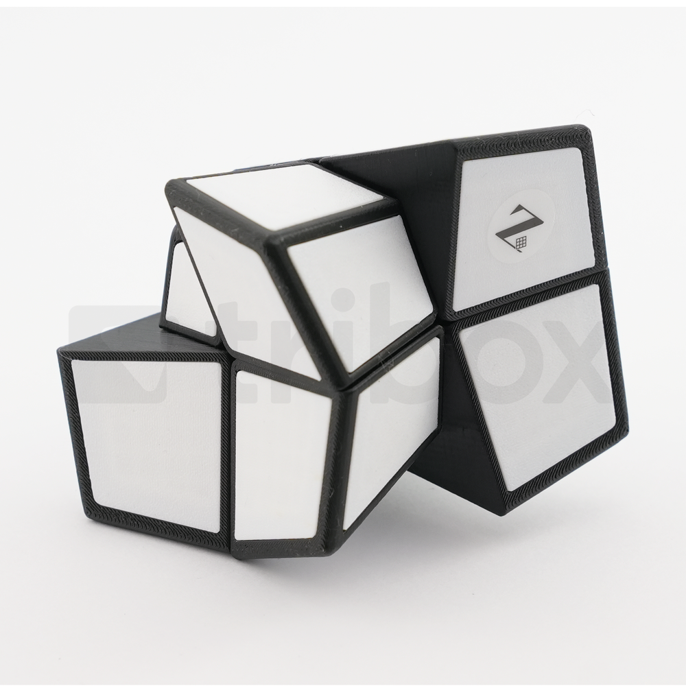 ZEPUZZLES Squished 2x2x2 Tiled (White)