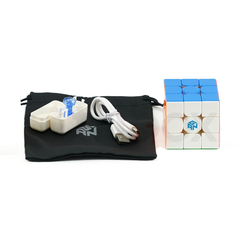 GAN12 ui Free Play UV-Coated + PowerPod